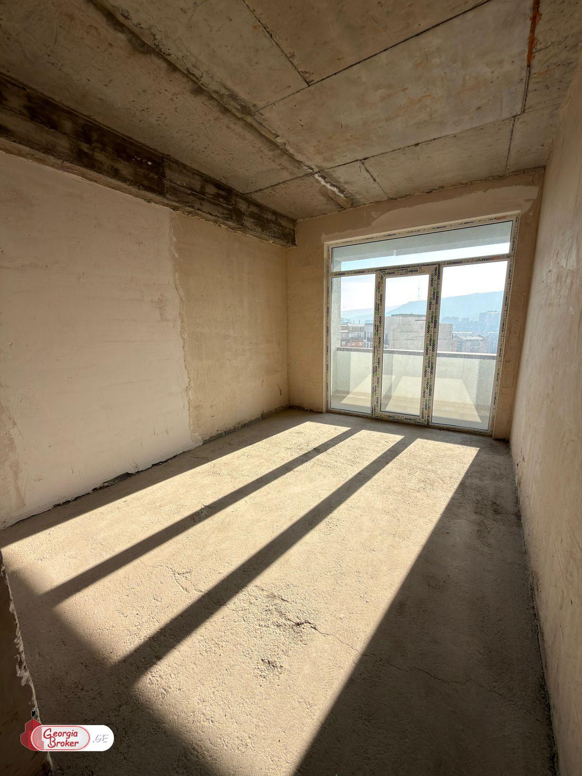 იყიდება ახალი აშენებული 4 ოთახიანი ბინა